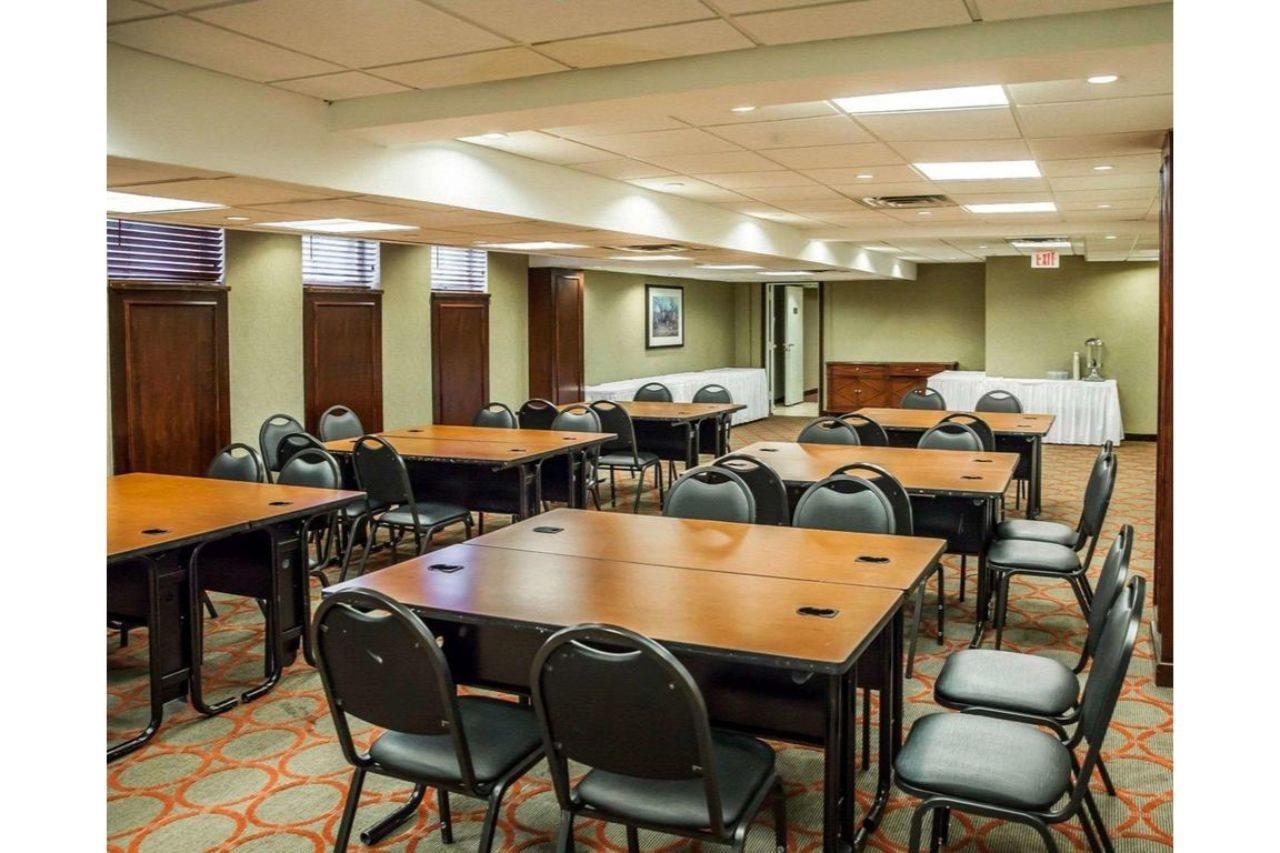 The Virginian Suites, Ascend Hotel Collection Арлингтън Екстериор снимка