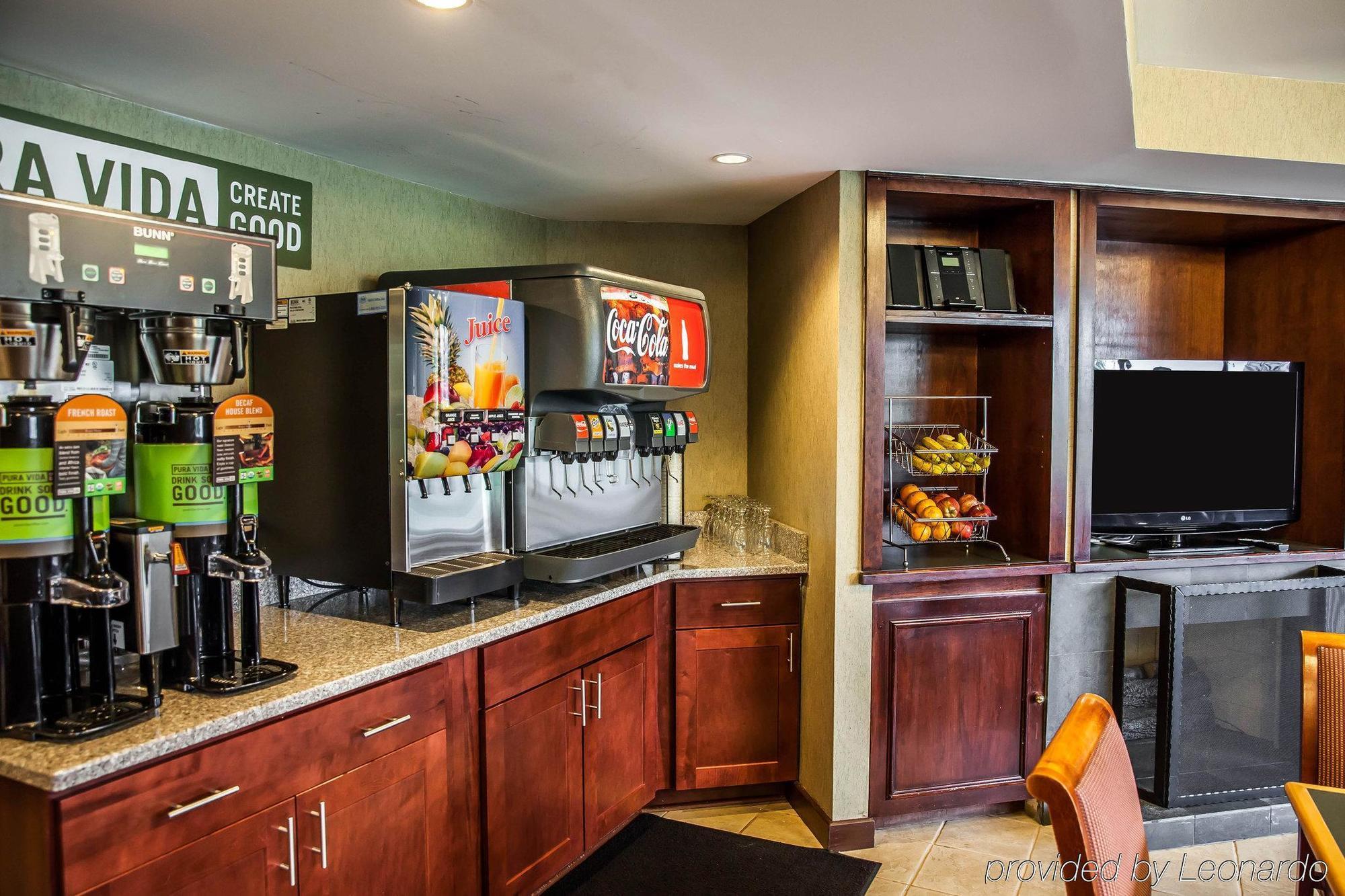The Virginian Suites, Ascend Hotel Collection Арлингтън Екстериор снимка