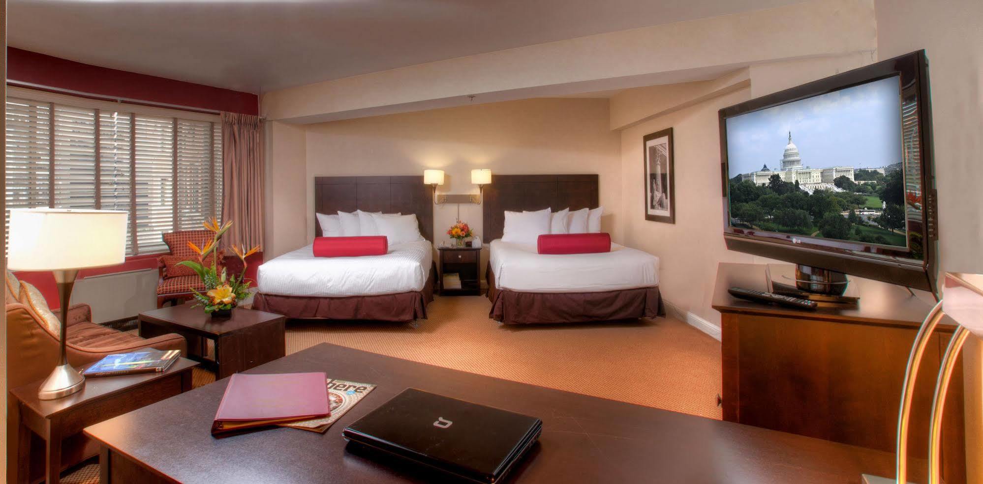 The Virginian Suites, Ascend Hotel Collection Арлингтън Екстериор снимка